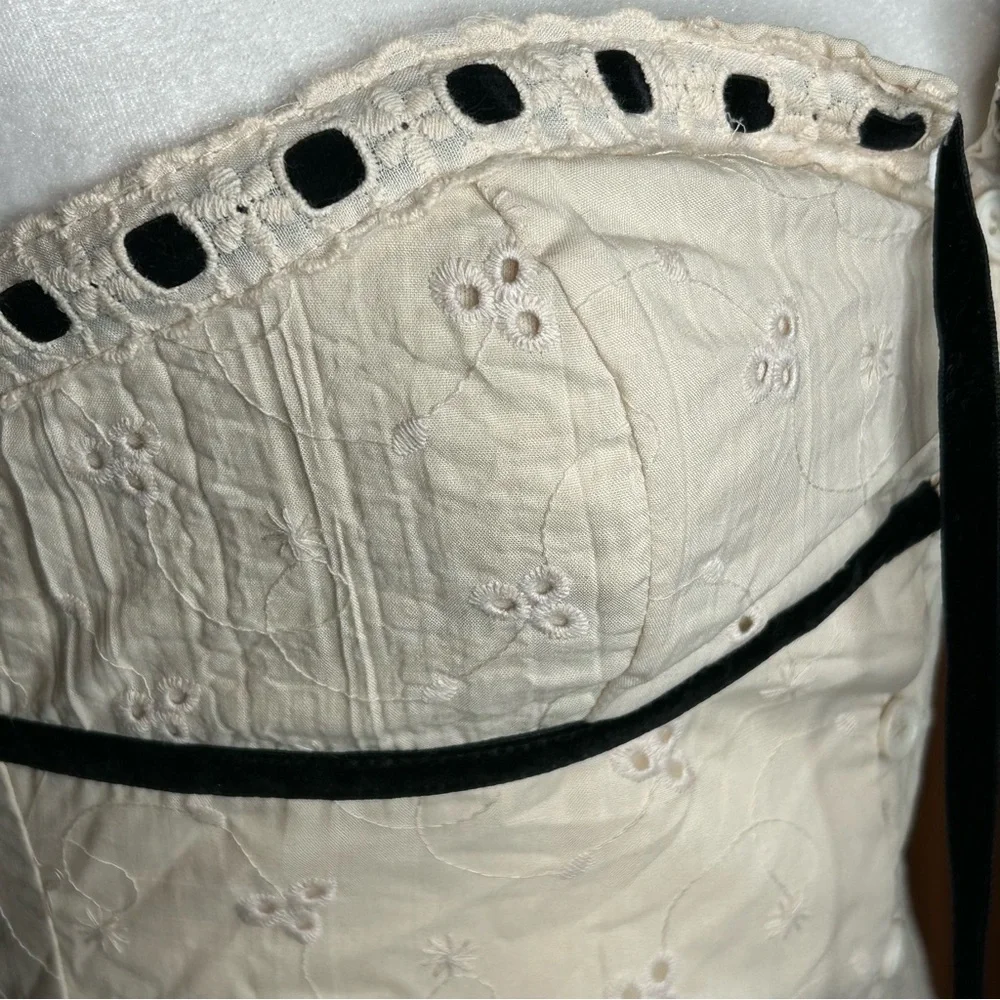 Forever 21 Eyelet Crop Top w Blk Velvet Ribbon Accent Coquette Fairycore Y2K - Picture 13 of 16